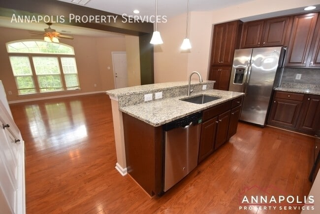 1202 Chadwell Ct in Odenton, MD - Building Photo - Building Photo