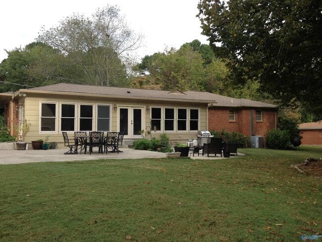 7601 Martha Dr SE in Huntsville, AL - Building Photo - Building Photo