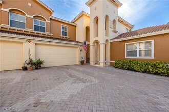 12060 Lucca St in Ft. Myers, FL - Building Photo - Building Photo