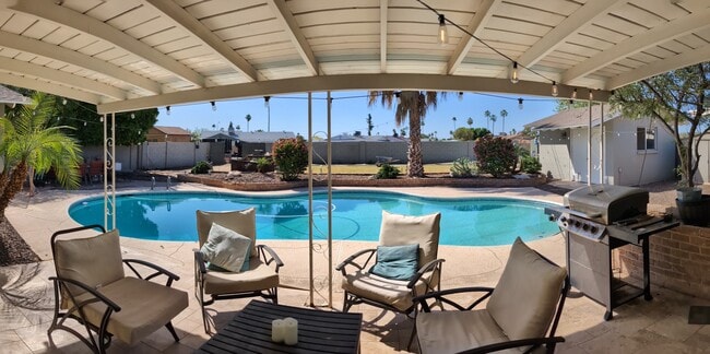 1839 E Concorda Dr in Tempe, AZ - Building Photo - Building Photo