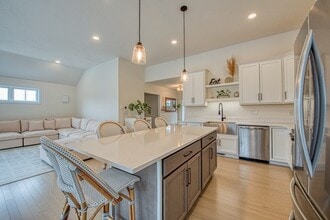 35 Metacomet Rd in West Bridgewater, MA - Building Photo - Building Photo