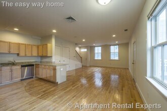 110 Second St Unit #PH04, Unit #PH04 in Cambridge, MA - Building Photo - Building Photo