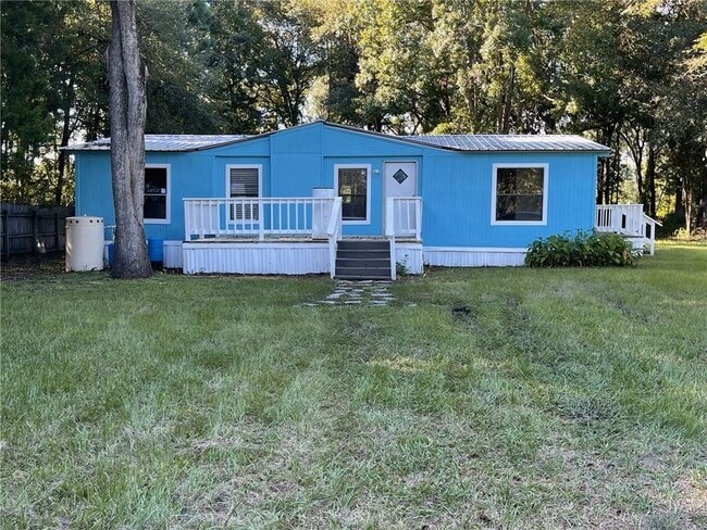 111 Plott Dr in Brunswick, GA - Building Photo - Building Photo