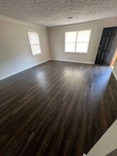 396 Dixie Ct in Lawrenceville, GA - Building Photo - Building Photo