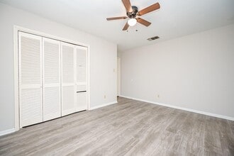 7878 Leonora St in Houston, TX - Building Photo - Building Photo