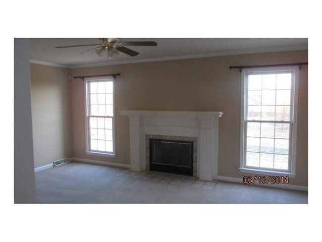 1111 Thornberry Dr in Clarksville, TN - Building Photo - Building Photo