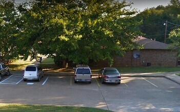 902 Dallas St in Winona, TX - Building Photo - Building Photo