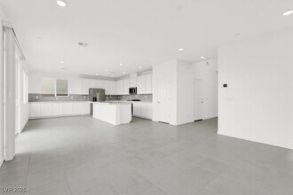 849 Metromont Ct in Henderson, NV - Building Photo - Building Photo