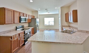 4464 Twin Hls Wy in Jacksonville, FL - Building Photo - Building Photo