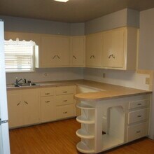 626 SW 8th St in Redmond, OR - Building Photo - Building Photo