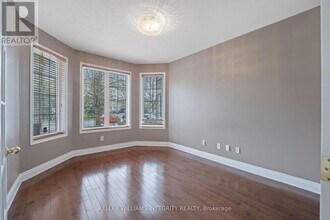 659 Pelican St in Ottawa, ON - Building Photo - Building Photo