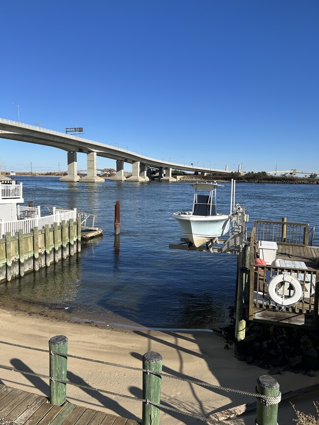 property at 46 S Bay Ave