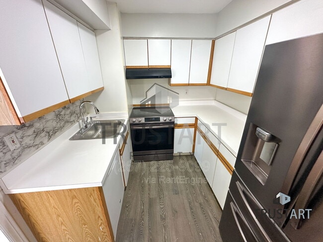 217 Stevens St in Philadelphia, PA - Building Photo - Building Photo