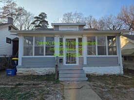 5112 Olive St in Kansas City, MO - Building Photo