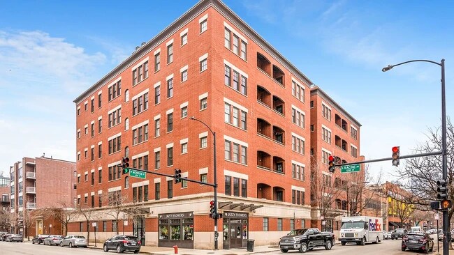 property at 35 S Racine Ave