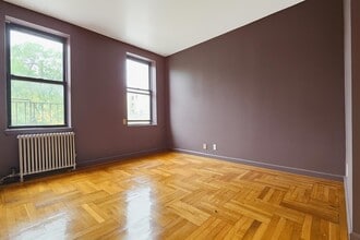 536 Fort Washington Ave in New York, NY - Building Photo - Building Photo