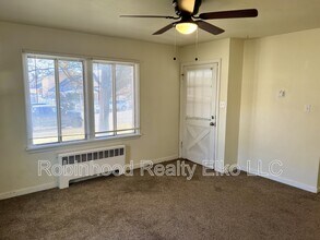 345 Maple St in Elko, NV - Building Photo - Building Photo