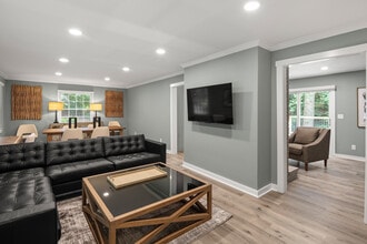 116 Overlook Rd in Asheville, NC - Foto de edificio - Building Photo