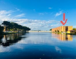 4707 NW 7th St, Unit Pedry in Miami, FL - Building Photo