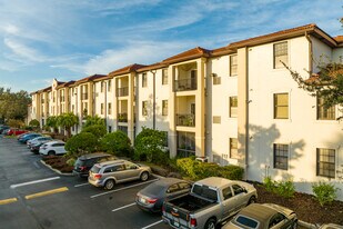 The Registry at Michigan Park in Orlando, FL - Building Photo