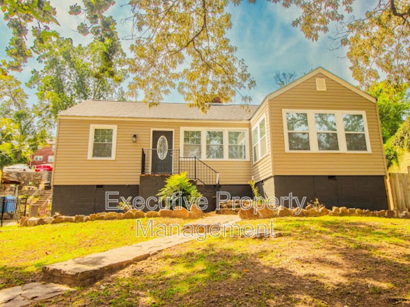 1619 Graymont Ave W in Birmingham, AL - Building Photo