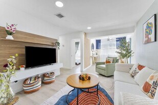 2629 SW 6th Ct in Fort Lauderdale, FL - Building Photo