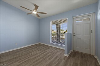 876 Gulf Pavillion Dr in Naples, FL - Building Photo - Building Photo