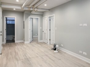 3501 N Greenview Ave in Chicago, IL - Building Photo - Building Photo