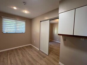 4011 Beechwood Blvd in Pittsburgh, PA - Building Photo - Building Photo