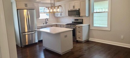 13 King St, Unit 2 in Morristown, NJ - Building Photo - Building Photo
