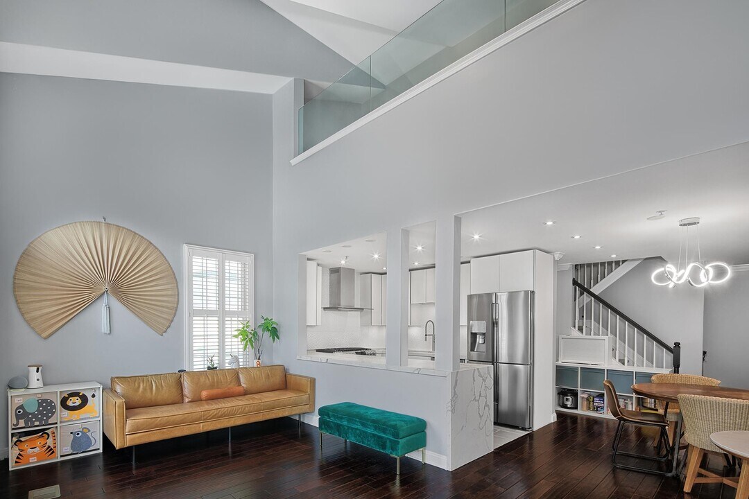 116 Abbie Ct in Guttenberg, NJ - Building Photo