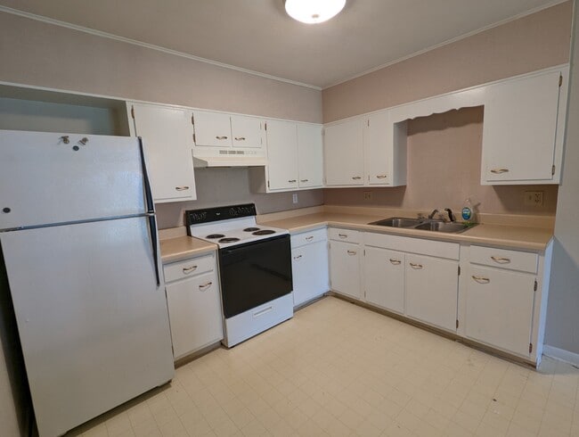510 S Madison St, Unit 3 in Marion, IL - Building Photo - Building Photo