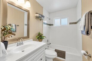 6452 Bremen Dr, Unit 6452 Bremen Drive 4 in Citrus Heights, CA - Building Photo