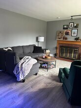 10 Dwight Ave in Portsmouth, NH - Building Photo - Building Photo