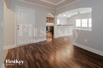 5129 Melody Ln in Kansas City, KS - Building Photo - Building Photo