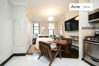 534 E 14th St, Unit 6 in New York, NY - Foto de edificio - Building Photo