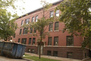 1651 W Catalpa Ave in Chicago, IL - Building Photo