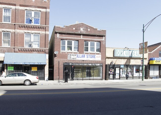 2848 W Cermak Rd in Chicago, IL - Foto de edificio - Building Photo