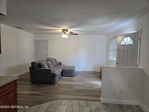 1055 Stocks St in Atlantic Beach, FL - Building Photo - Building Photo