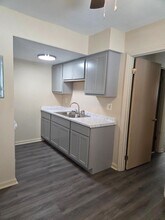 3932-3936 Banks Rd in Cincinnati, OH - Building Photo - Building Photo