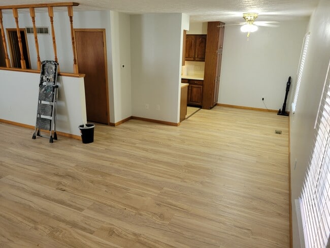 424 Heritage Cir, Unit 424 Heritage Circle in Bucyrus, OH - Foto de edificio - Building Photo