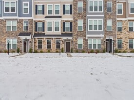 640 Brookwood Glen Terrace in Glen Allen, VA - Building Photo