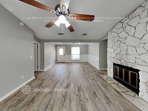 10393 Arrow Lakes Dr E in Jacksonville, FL - Foto de edificio - Building Photo