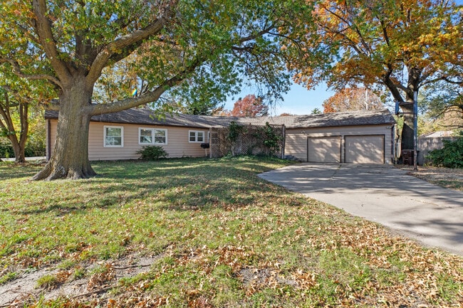 22 E Hawthorne St in Wichita, KS - Building Photo - Building Photo