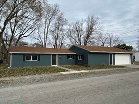 810 Mc Connell St in Findlay, OH - Building Photo