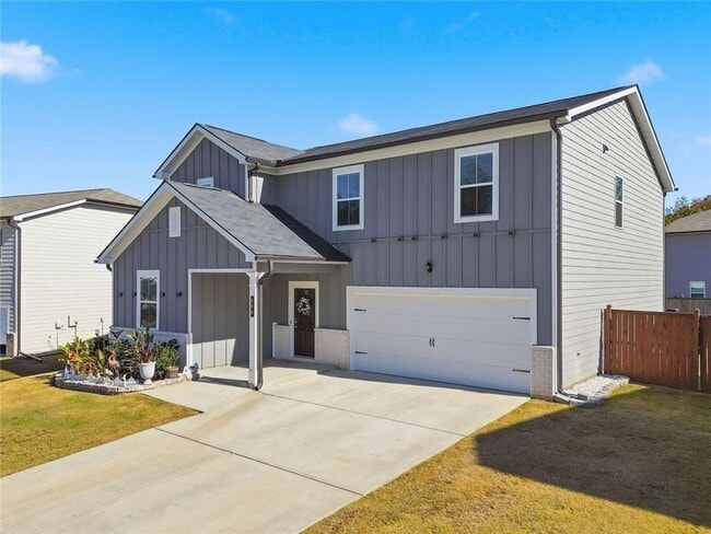 196 Summit Pointe Dr in Dallas, GA - Building Photo - Building Photo