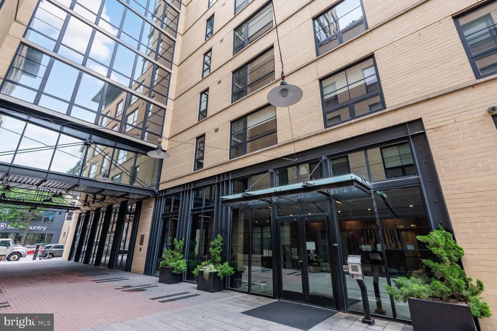 2125 14th St NW in Washington, DC - Building Photo