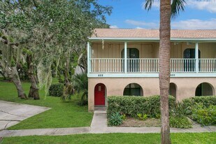 622 Bowers Ln in St. Augustine, FL - Building Photo