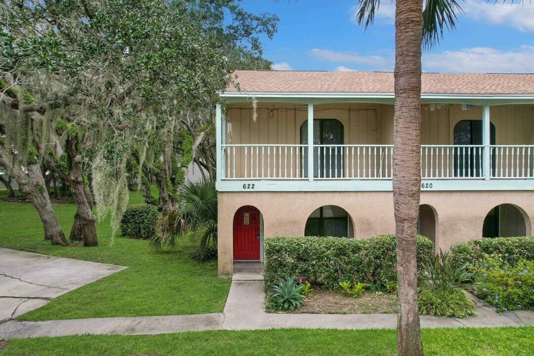 622 Bowers Ln in St. Augustine, FL - Building Photo