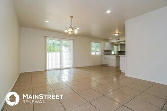 4402 W Cathy Cir in Glendale, AZ - Foto de edificio - Building Photo